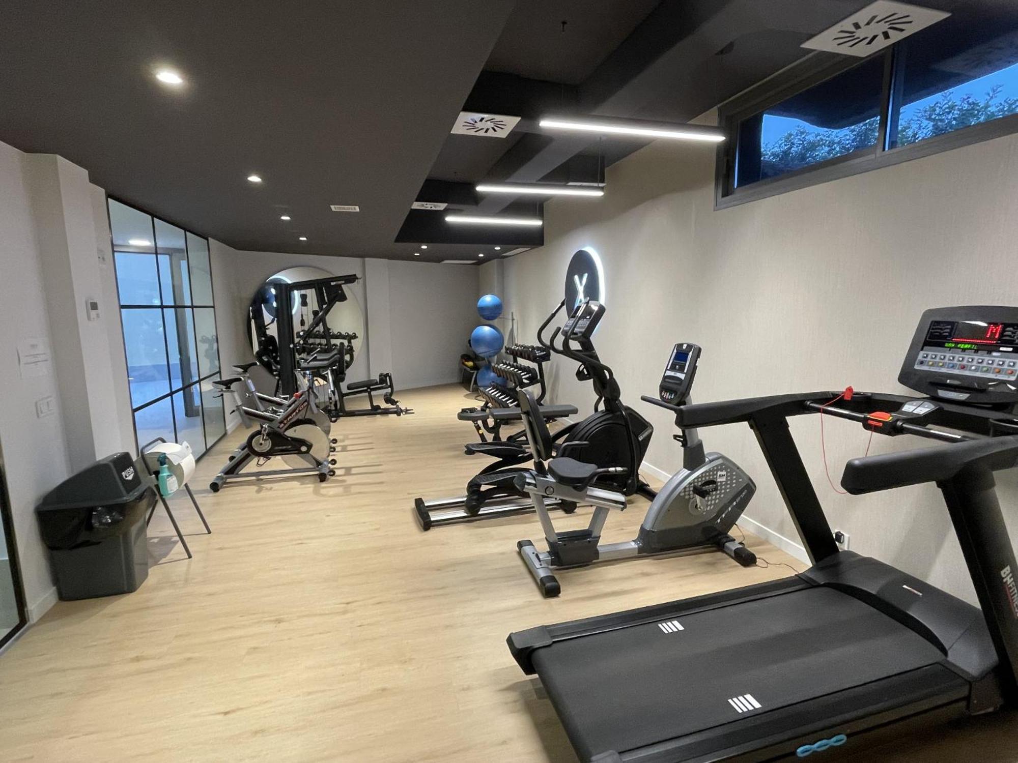 Vivi Homes - Elies House Pool, Gym, Spa & Sea View El Faro 外观 照片