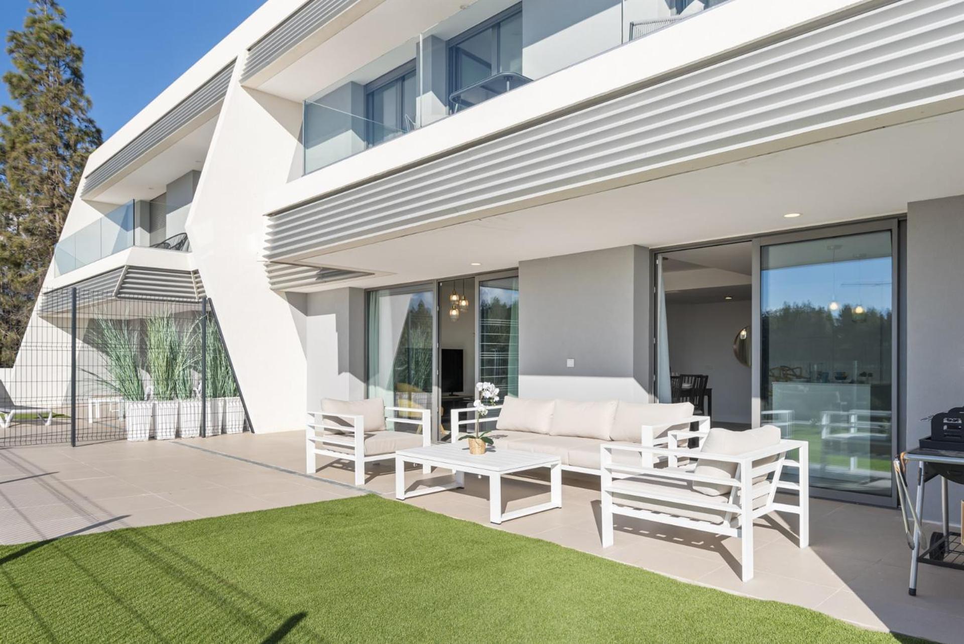 Vivi Homes - Elies House Pool, Gym, Spa & Sea View El Faro 外观 照片