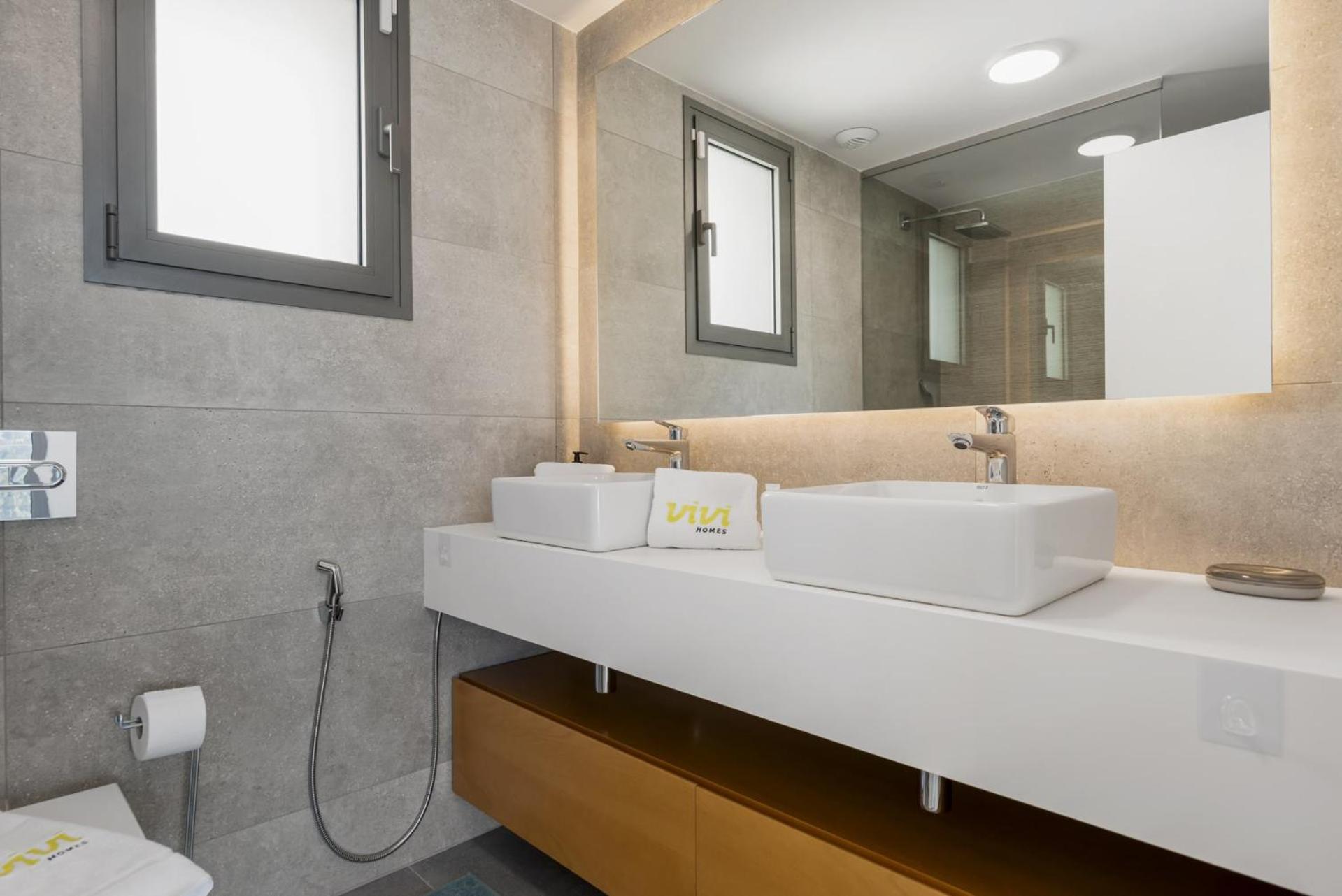Vivi Homes - Elies House Pool, Gym, Spa & Sea View El Faro 外观 照片